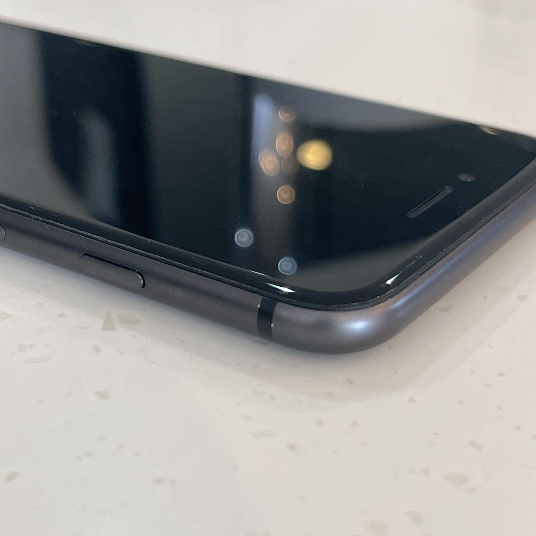 Apple iPhone 8 256GB 本体のみ　ブラック