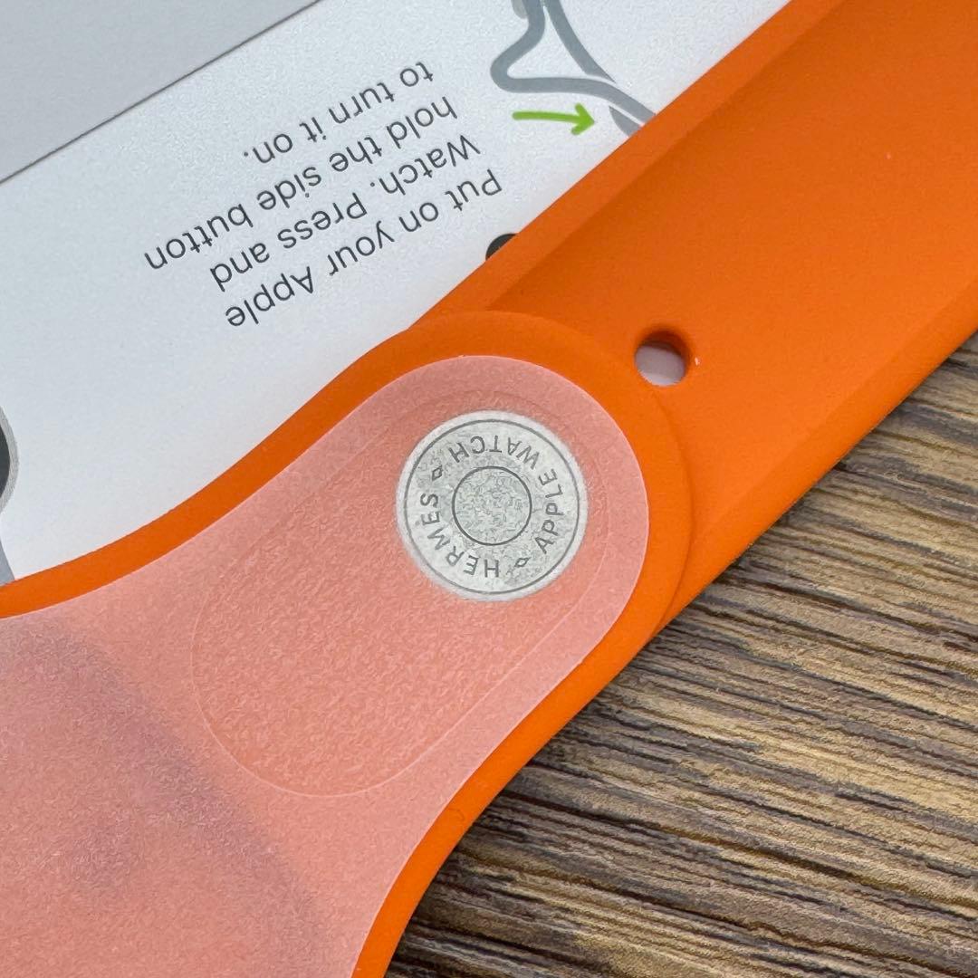 2388 未使用　Apple Watch エルメス　オレンジ　ラバー　スポーツ