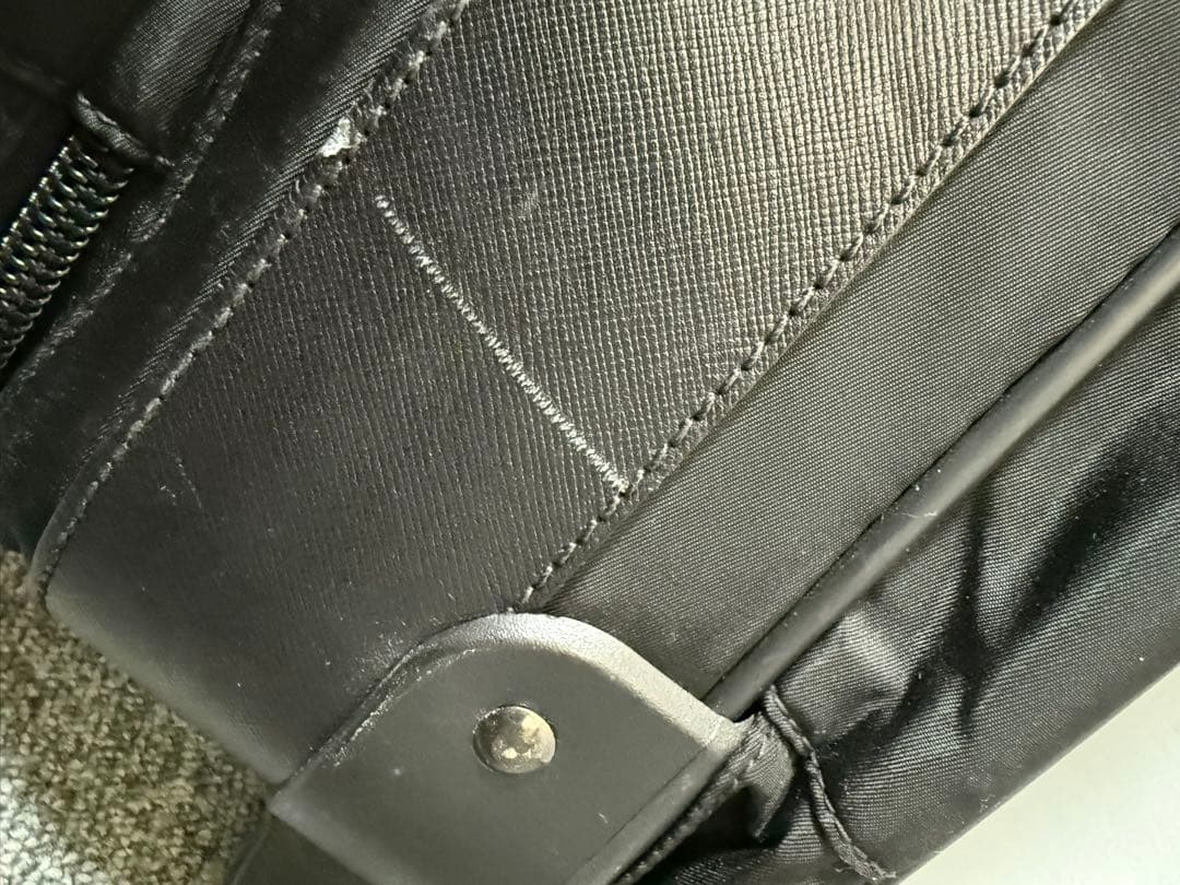 さ*た様 【正規品】プラダ PRADA キャリーケース 黒 ラスト一個