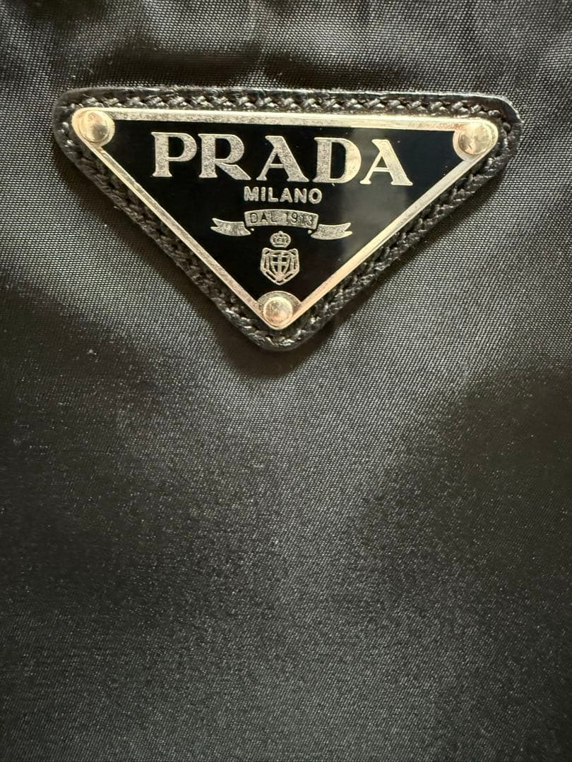さ*た様 【正規品】プラダ PRADA キャリーケース 黒 ラスト一個