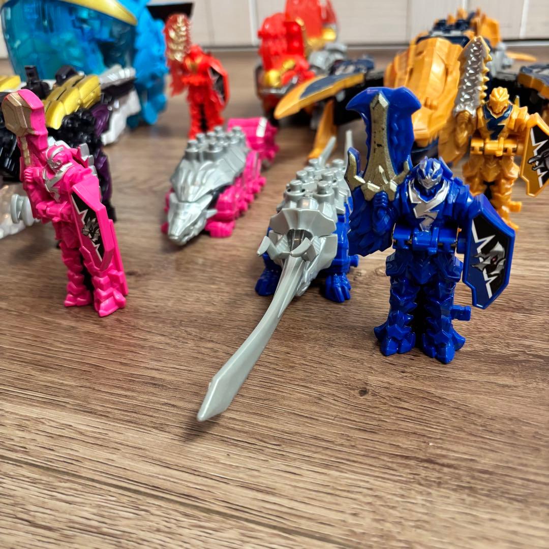 【欠品なし】騎士竜戦隊リュウソウジャー　まとめ売り