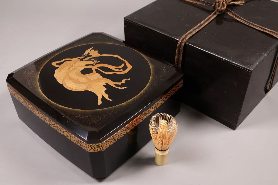 時代 飛天女蒔絵 饅頭箱 菓子箱 黒塗 木製 漆器 加賀 金沢 明治【MA824