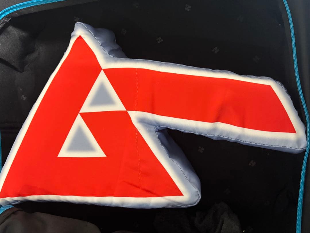 月刊ムー　ロゴデザインクッション　サイン入り