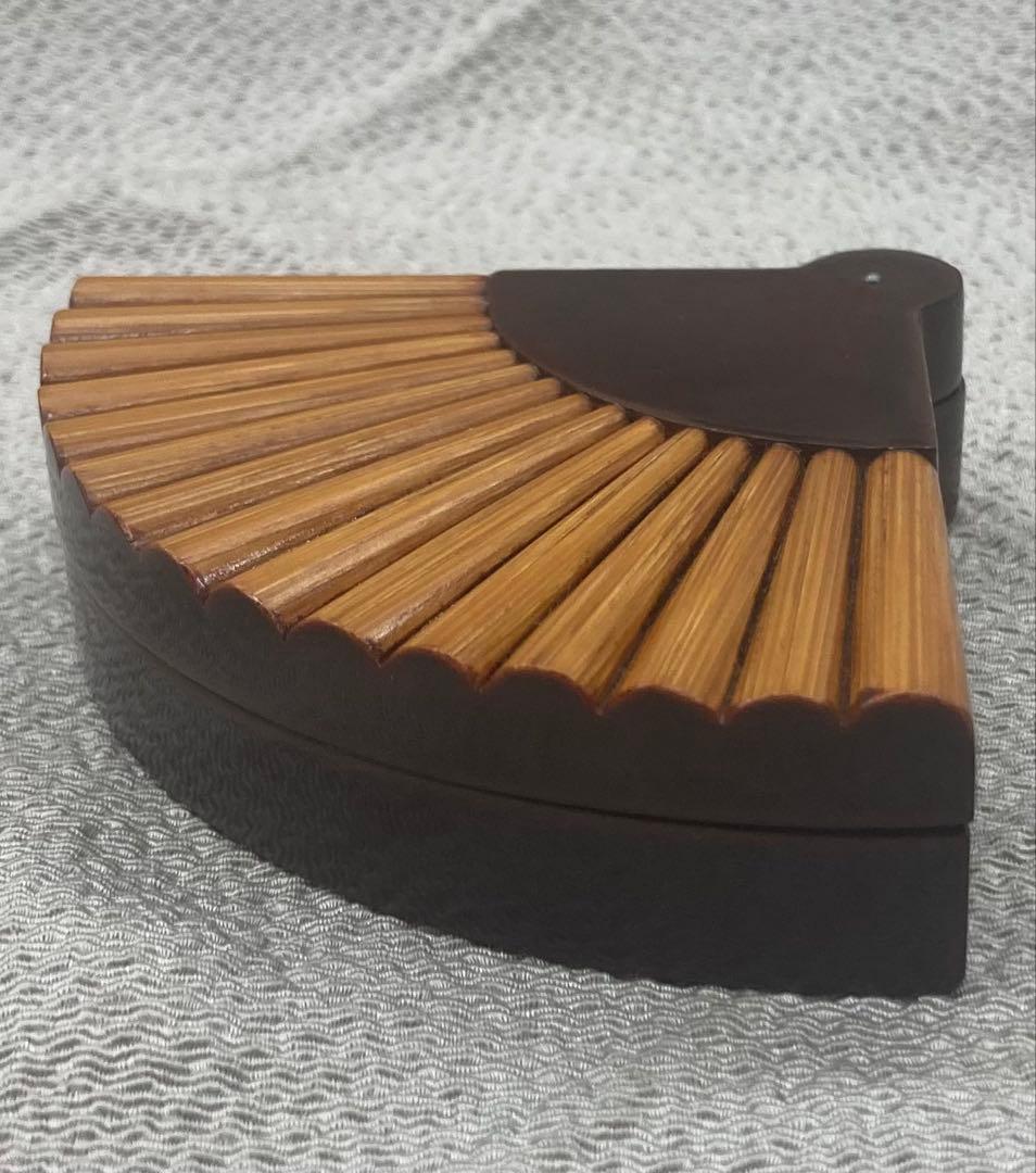 B435b「而妙斎好 竹張扇面香合」鈴木光入作　共箱　平安　香道具　茶道具