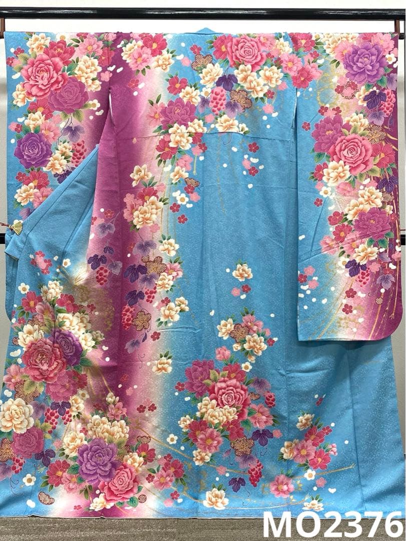 モデル振袖 押切もえ 豪華 銀通し 刺繍 金彩 紋意匠 身丈169cm