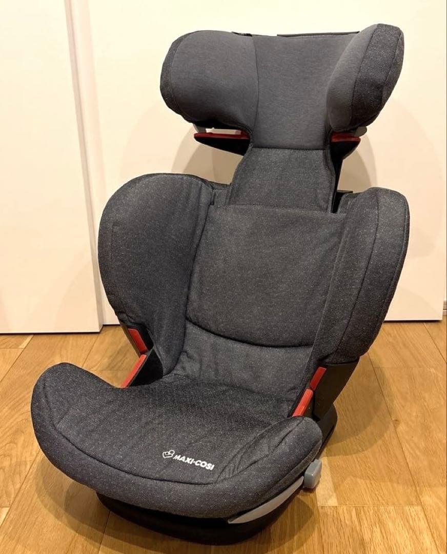 マキシコシ ロディフィックス ジュニアシート 　(4歳〜12歳)