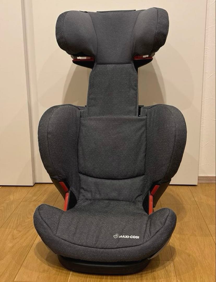 マキシコシ ロディフィックス ジュニアシート 　(4歳〜12歳)