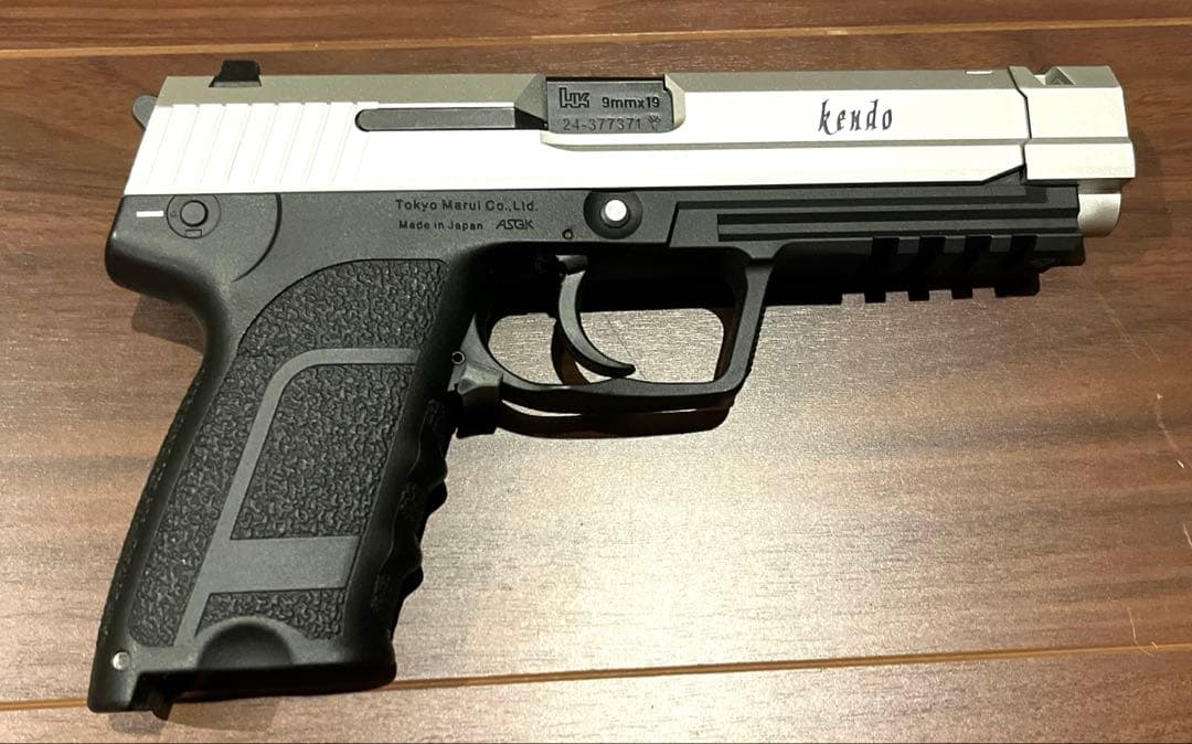 東京マルイ　SG-09R & センチネルナイン　バイオハザードコラボモデル