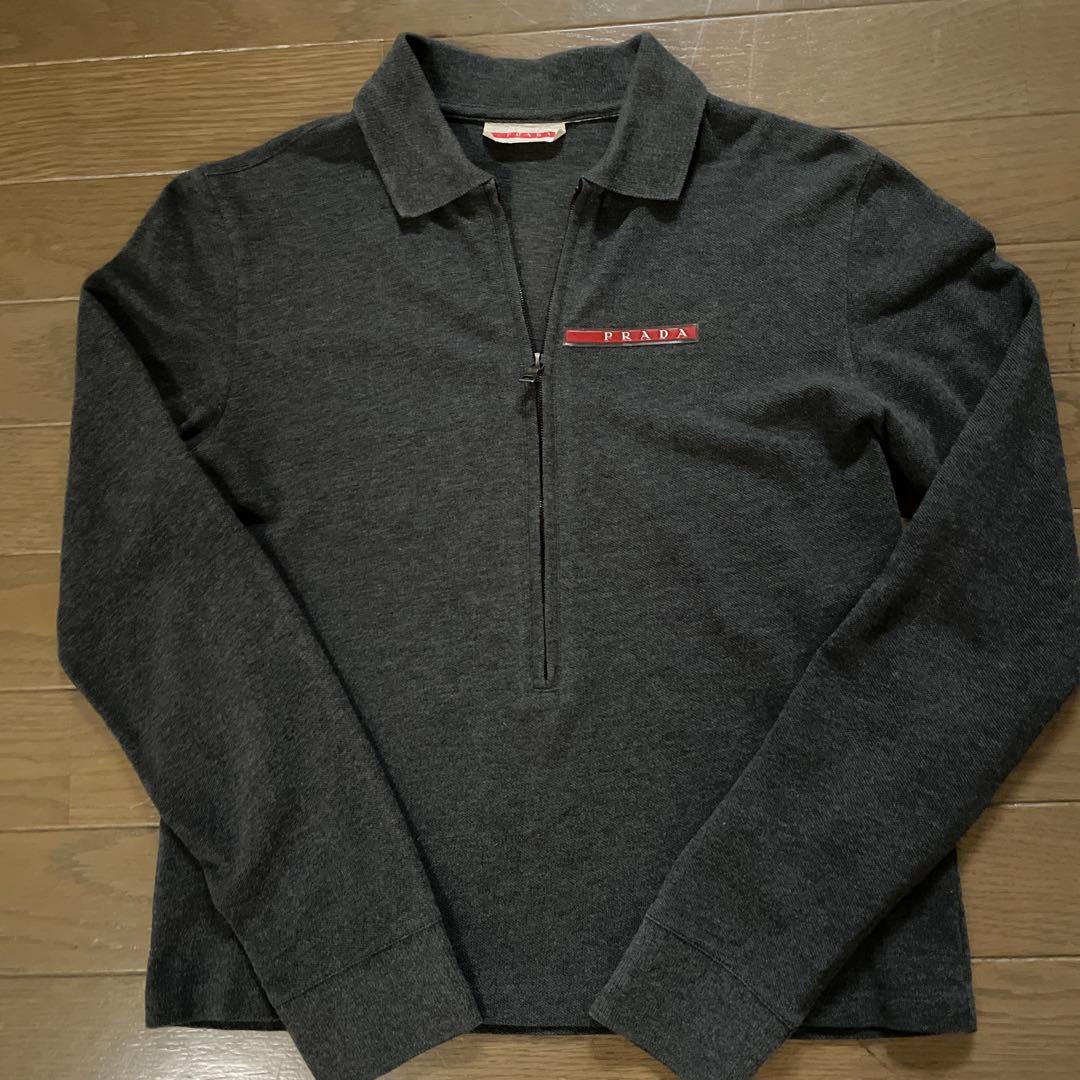 PRADA ダークグレー長袖ジップアップポロシャツ