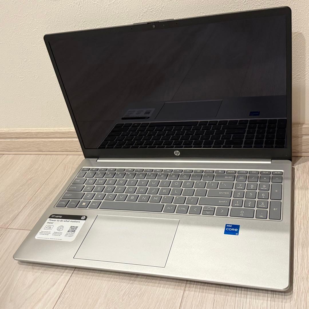 HP 15.6インチ タッチスクリーン ノートパソコン | 10コア