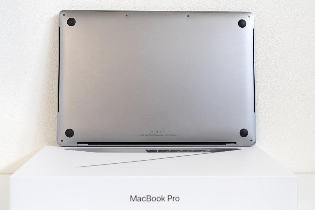 MacBook本体 MacBook Pro 15in 2017 core i7 16GB 1TB