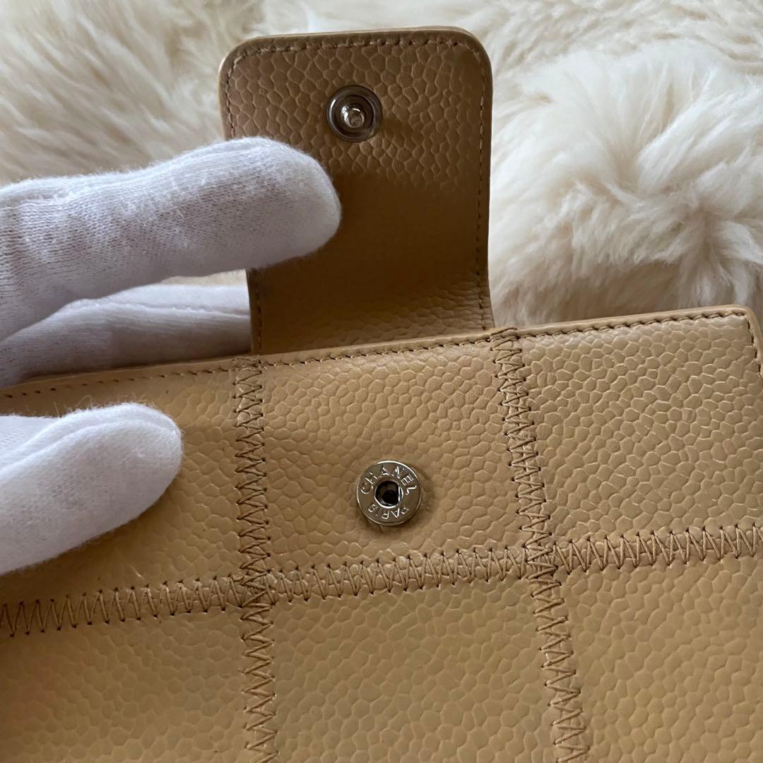 美品 CHANEL シャネル キャビアスキン 財布 ベージュ 正規