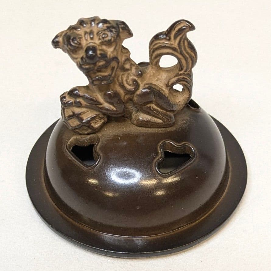 【フォロー割・新品】 香炉 高岡銅器 桐箱付 三足香炉 茶道具 獅子彫刻付き
