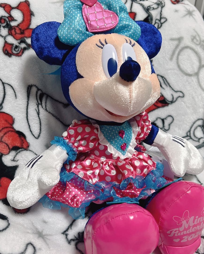 ディズニー　ミニー　パルパル　ぬいぐるみ　ミニーのファンダーランド