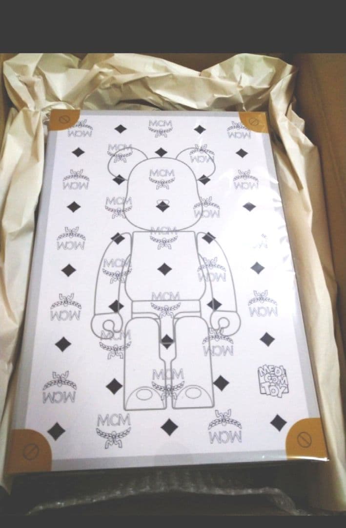 ベアブリック　BE@RBRICK MCM　紙袋付き