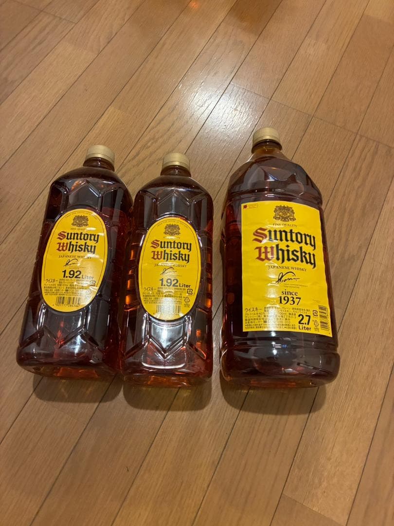 角瓶 2700ml １本　角瓶 1920ml 2本　合計３本