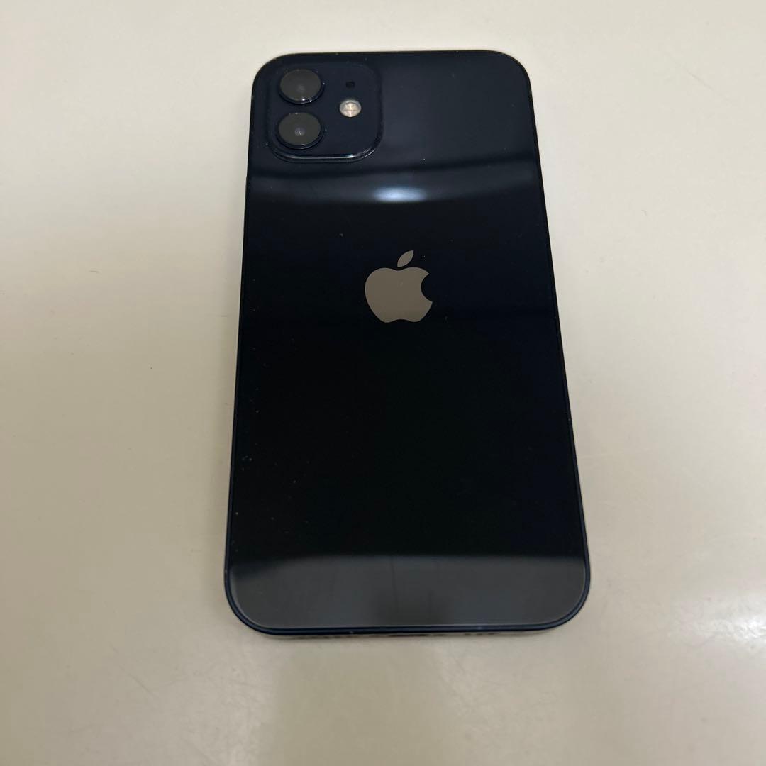 Apple iPhone 12 ブラック 6.1インチ 本体　64GB