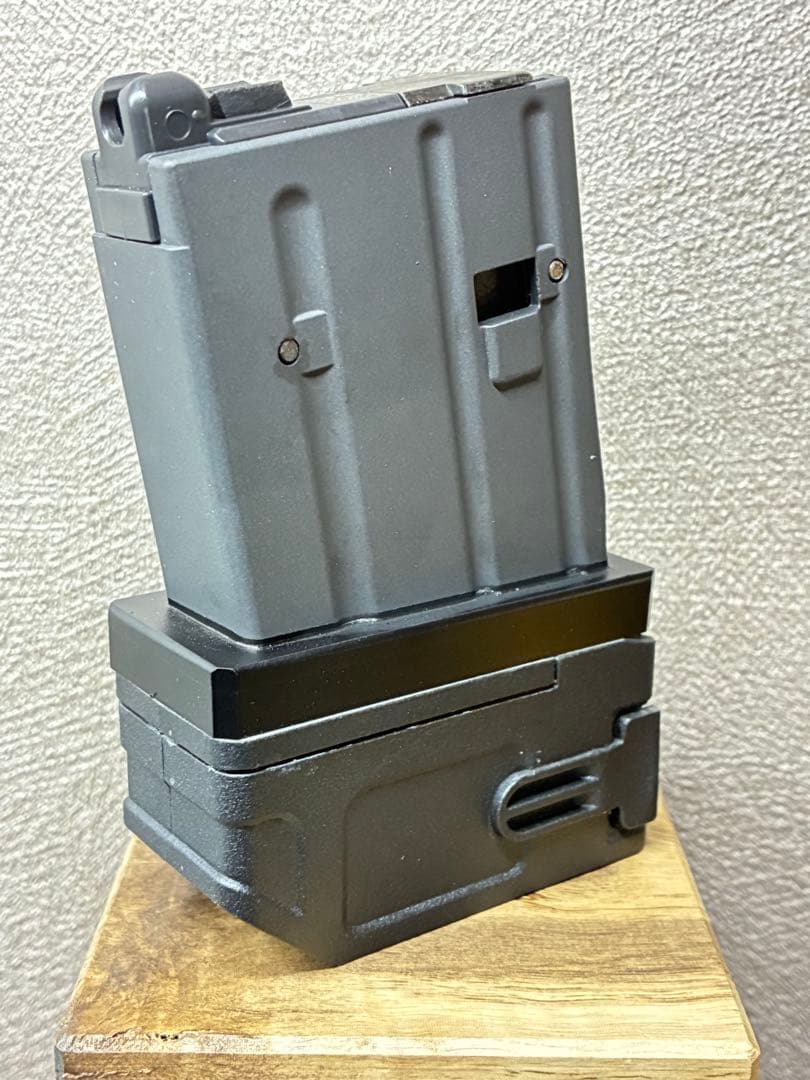 R7-42 東京マルイ GBB M4 マガジンアダプター 外部ソース仕様