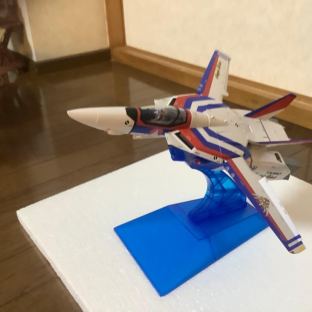 バンダイDX超合金VFー1Aエンジェルバーズ