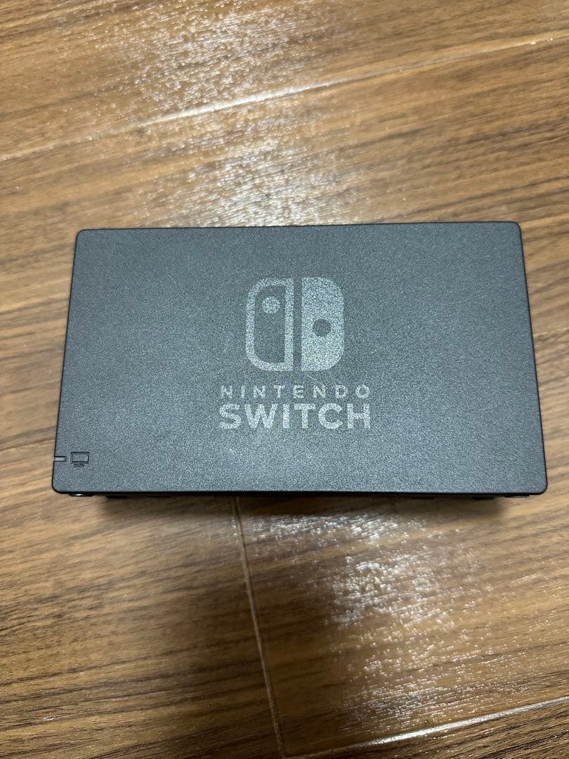 美品　Nintendo Switch 本体 グレー　備品付き