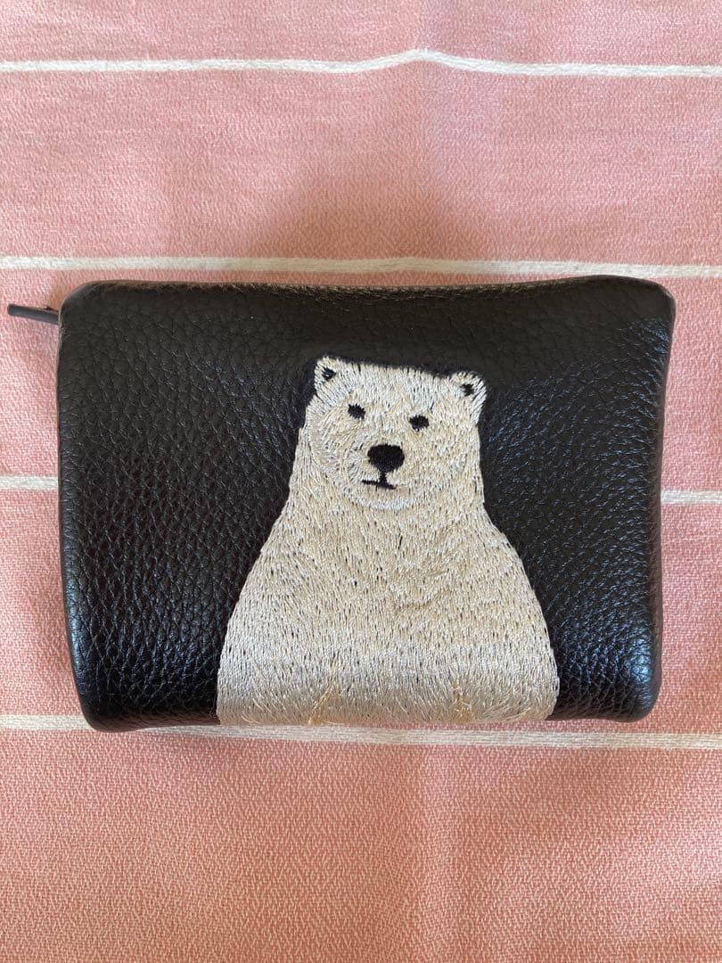 ⭐︎nori⭐︎イアパピヨネ　くま　 二つ折り財布　美品