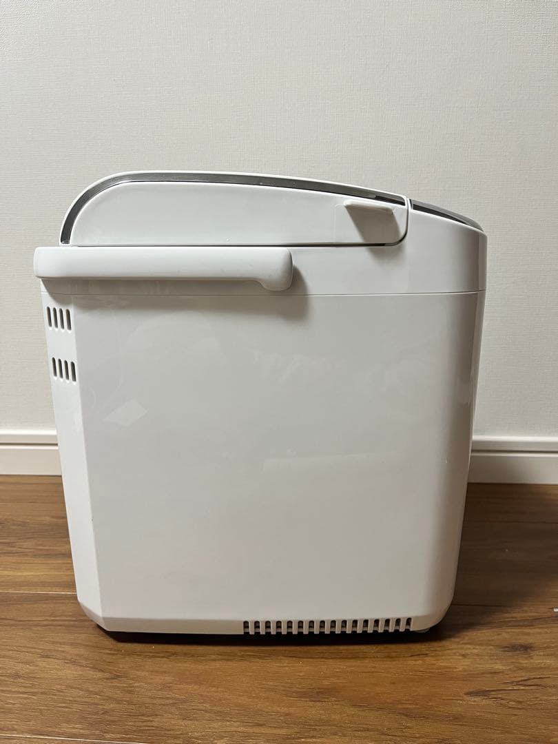 【美品】31日まで値下　象印　ホームベーカリー 自動投入　BB-ST10-WA