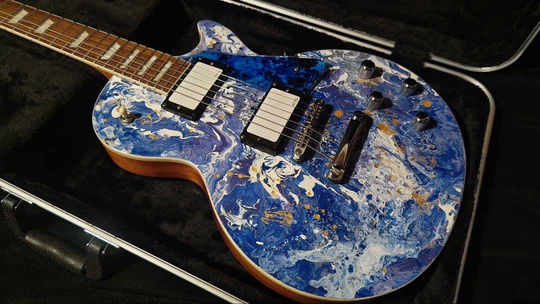 レスポールタイプ　エレキギター フルイドアート