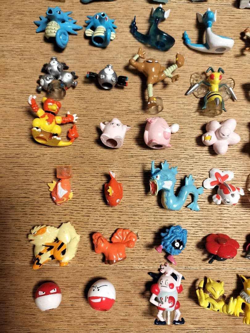 【時間と共に値下げ】希少　ポケモン　キャップ　ミニフィギュア 　セット　レア