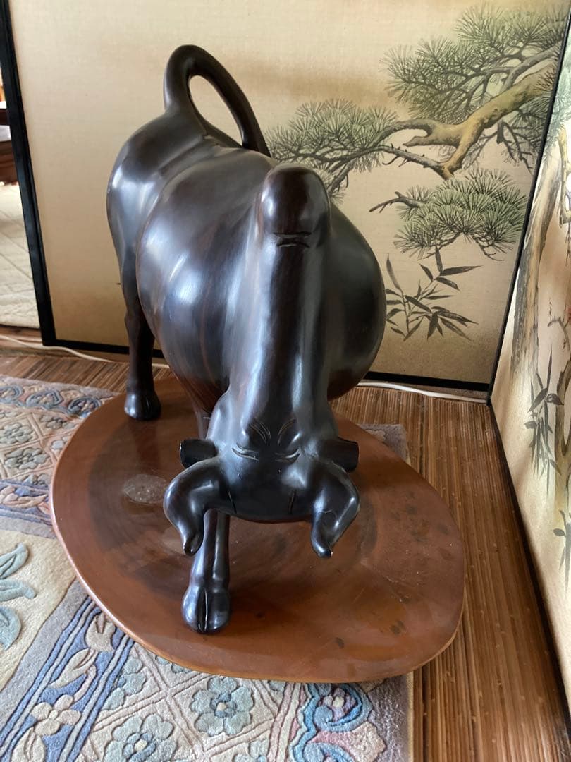 インテリア　和室家具　牛　雄牛　銘木