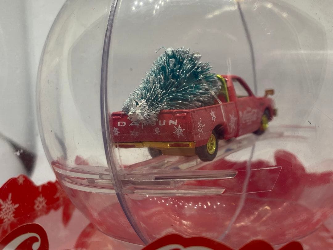 M2チェイス 1/64 ダットサン クリスマス仕様 ２台セット チェース