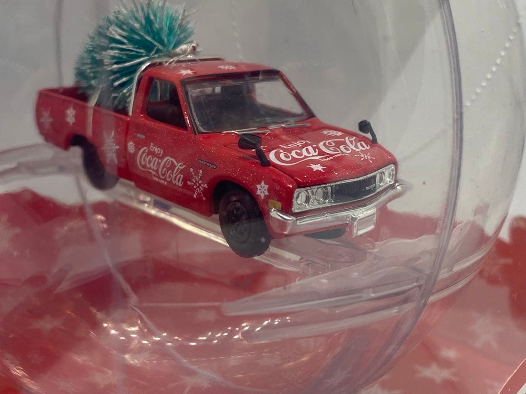 M2チェイス 1/64 ダットサン クリスマス仕様 ２台セット チェース