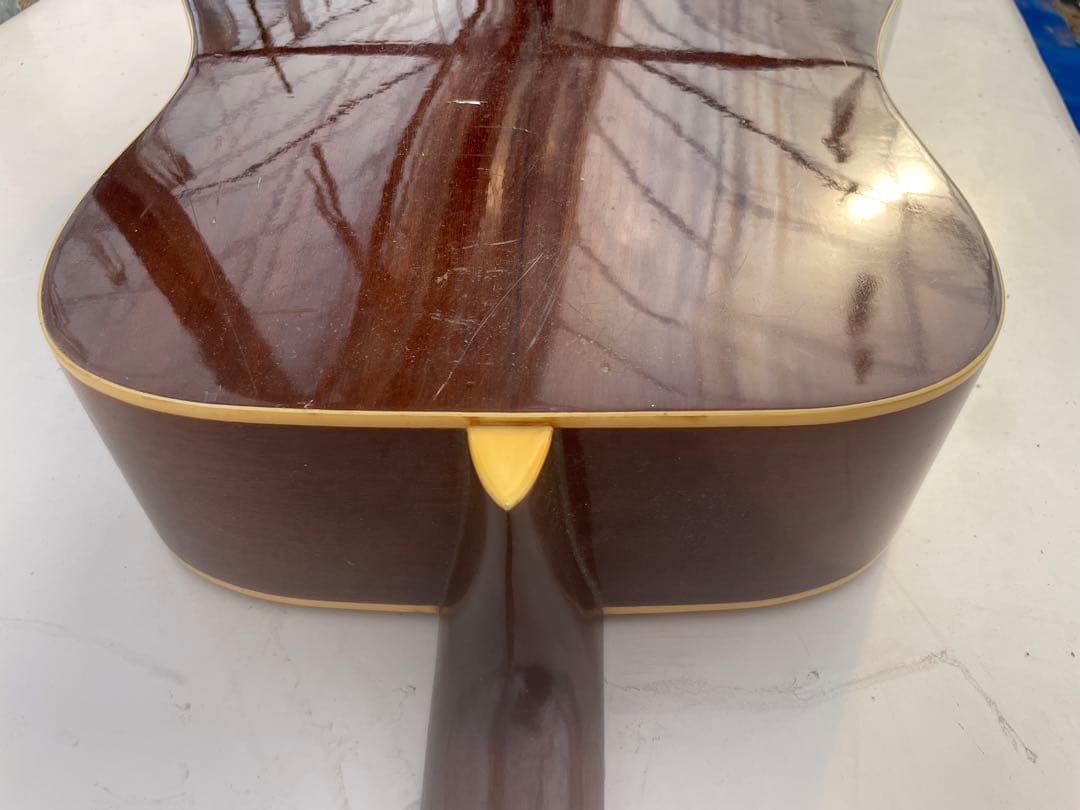 Morris W-20ギター