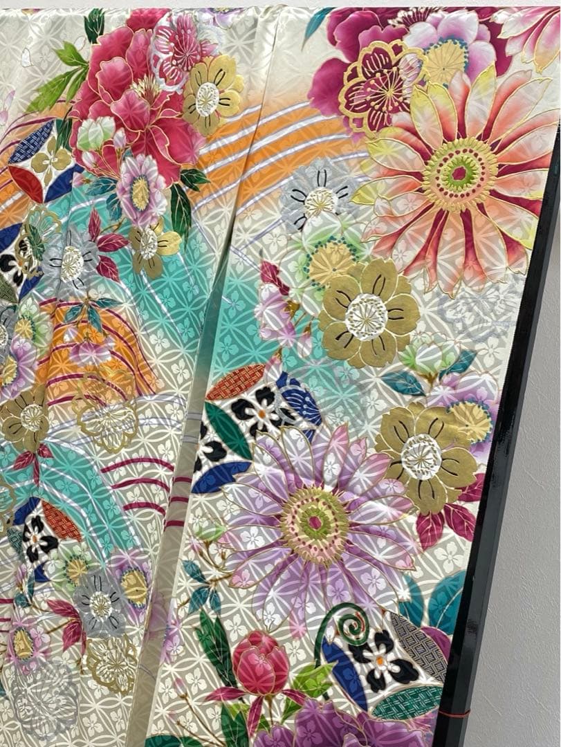 振袖 仮絵羽 ラメ刺繍 金彩 銀彩 紋意匠 個性的 正絹 未仕立て品 八掛付き