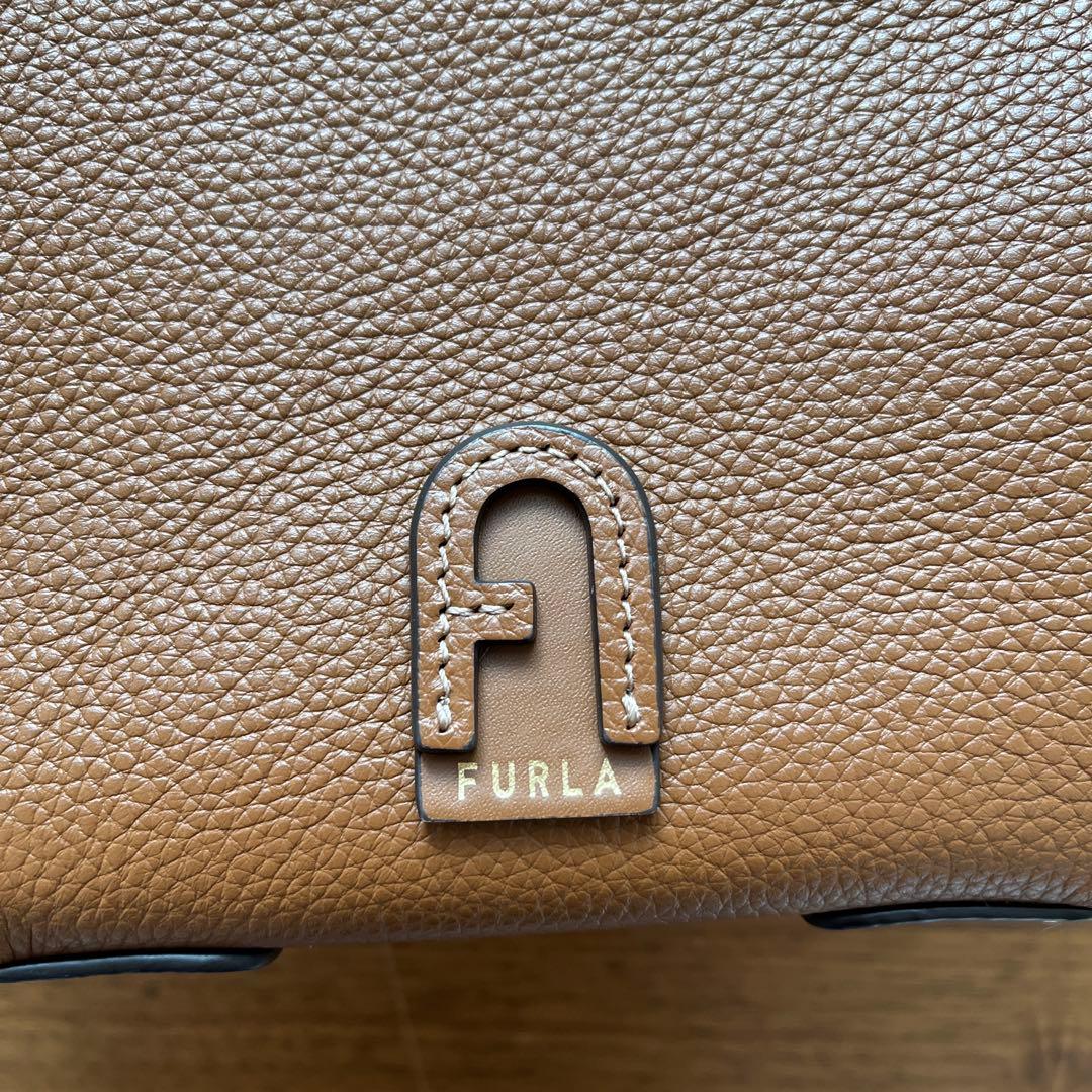 FURLA フルラ　ショルダーバッグ