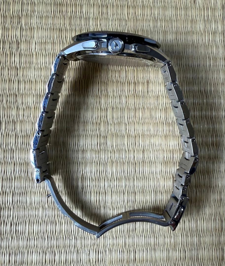 OCW-S2400E-1AJF 新品バックル中留交換済 箱 取説 予備コマ付属