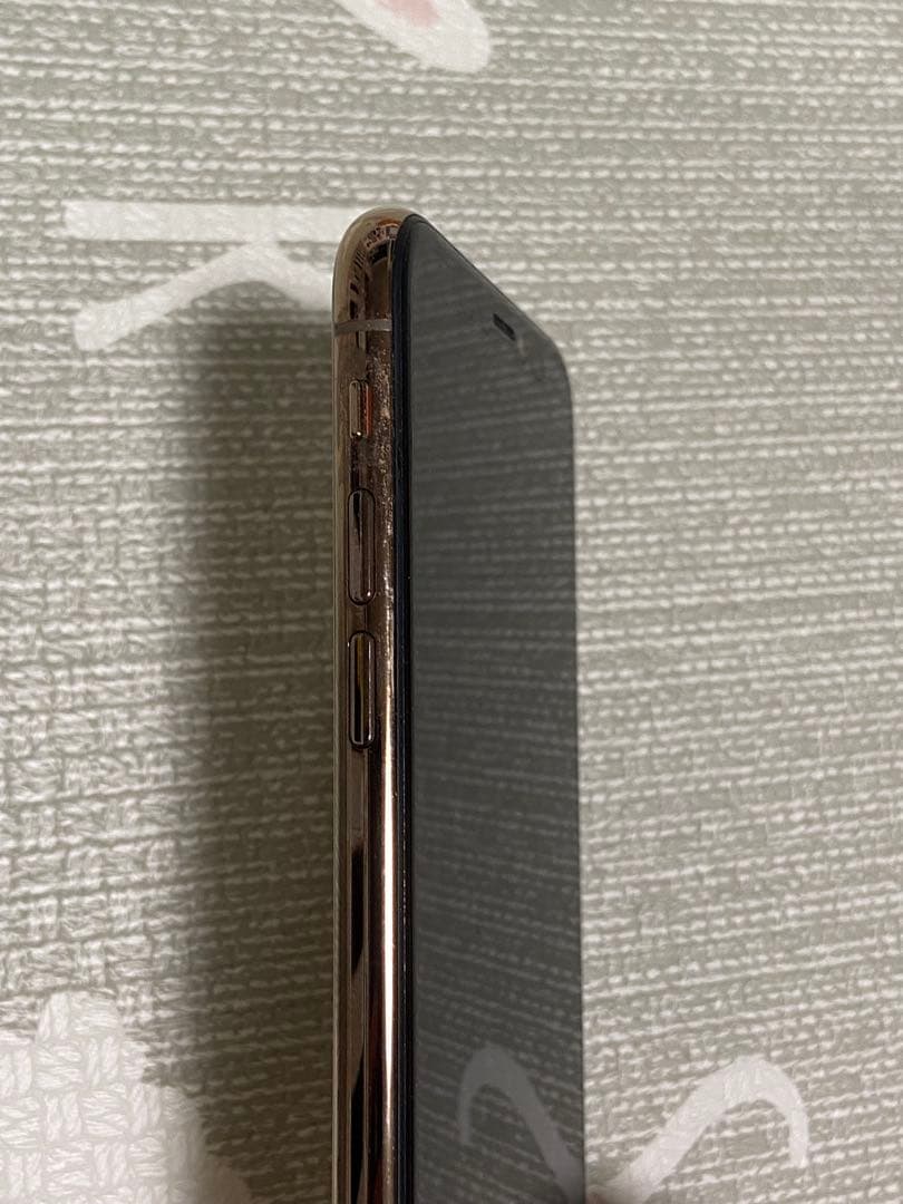 iPhone Xs 64GBゴールド SIMフリー