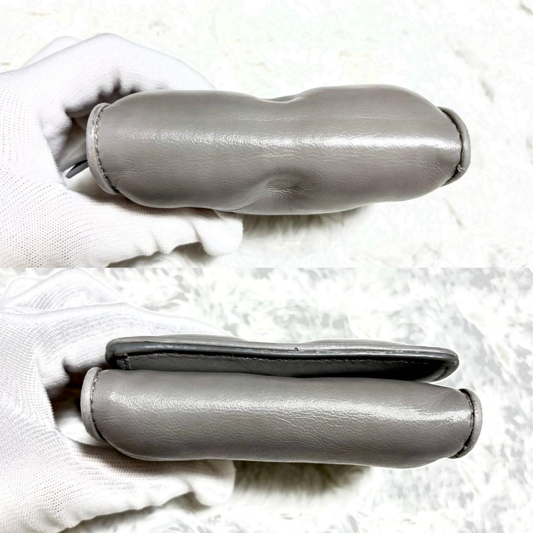 美品✨　【マルジェラ】折り財布 グラムスラム カレンダー オールレザー グレー