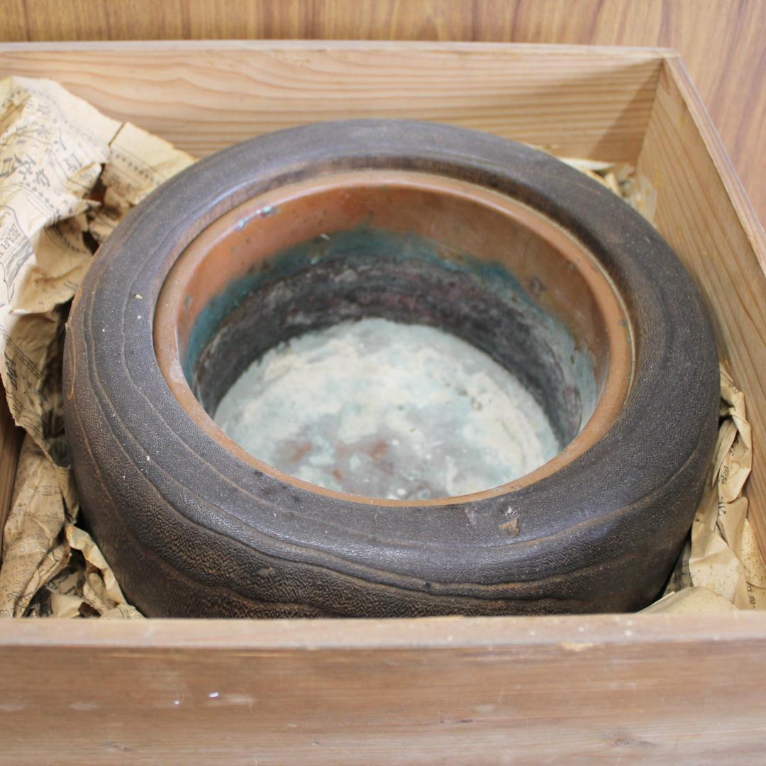 桐火鉢　高蒔絵・螺鈿細工　その１