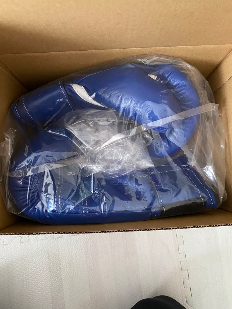 ウイニング　winning ボクシンググローブ　８オンス　ブルー　新品未使用