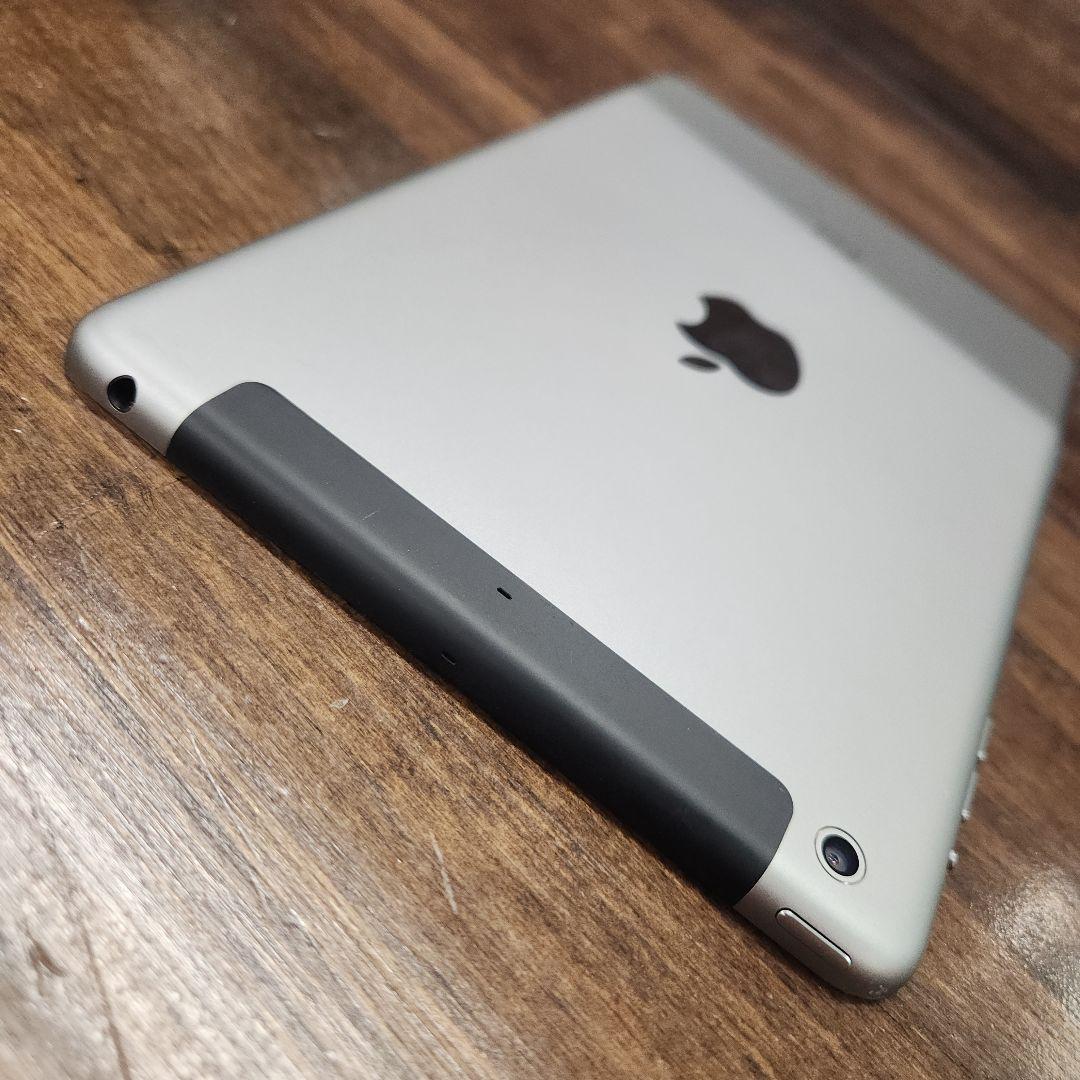 iPad本体 iPad mini 2 128GB A1490