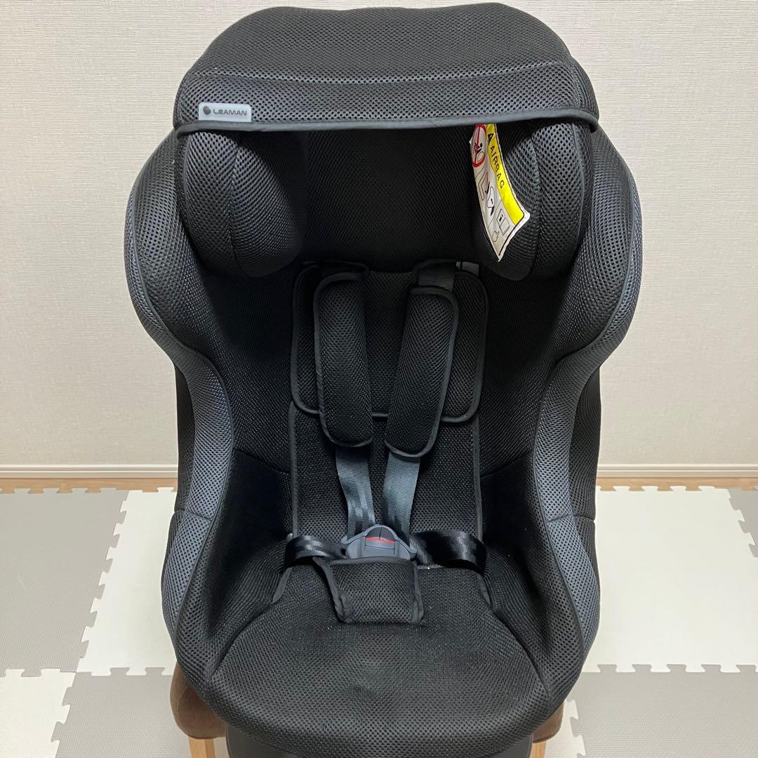 ISOFIX チャイルドシート　LEAMAN ブラック