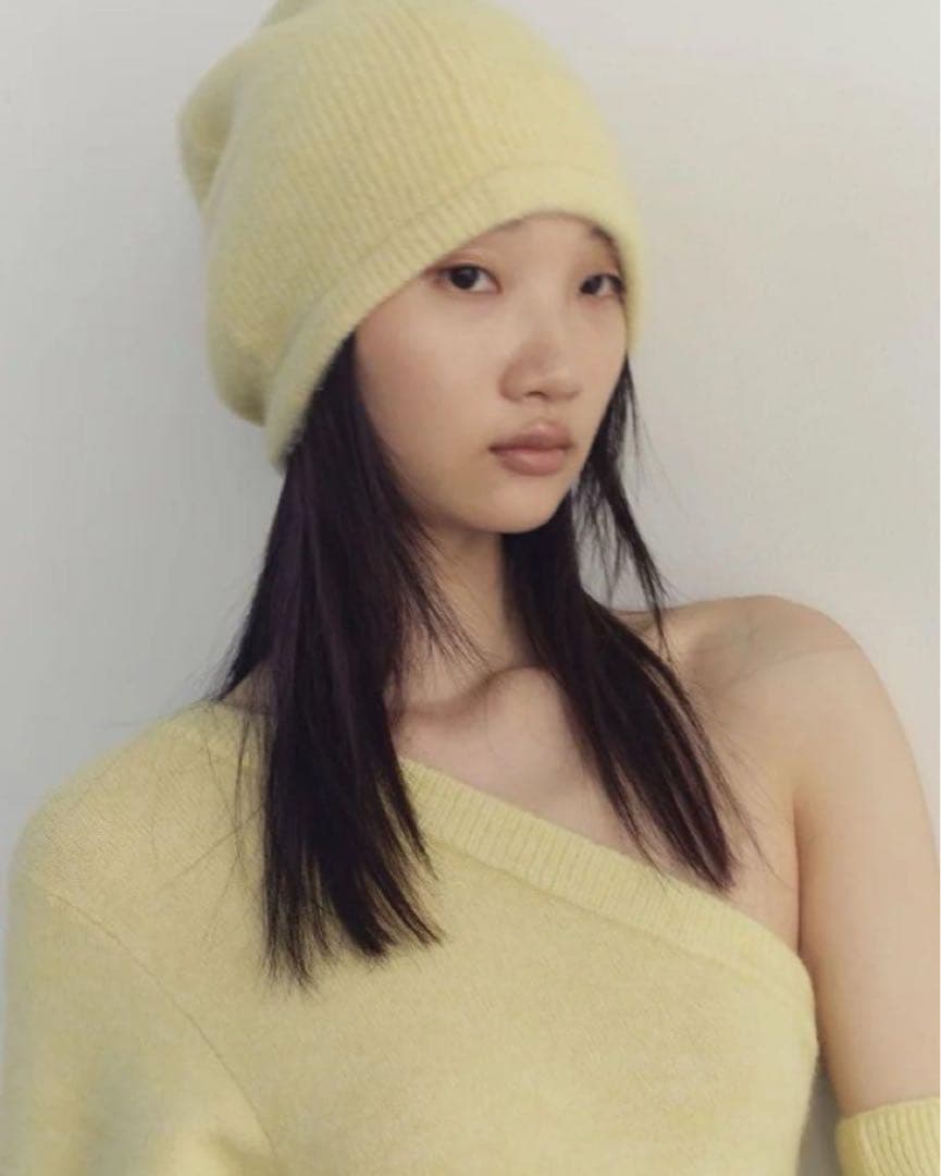 最終価格　rosarymoon ビーニー　イエロー　新品タグ付き