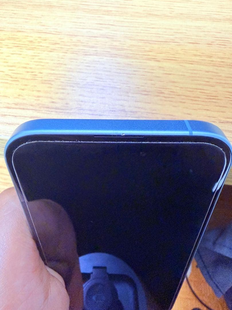 Apple iPhone 16 Tile 本体