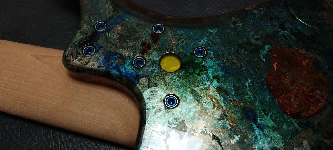 EGO Guitar EGO Bass Mine 6 (ヘッドレス 6弦ベース)