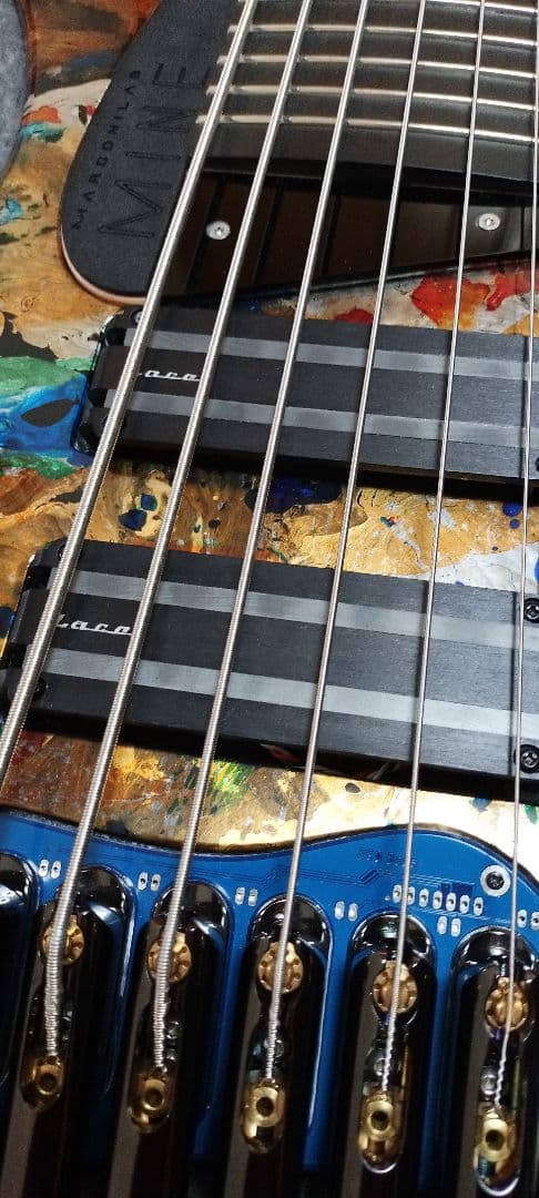 EGO Guitar EGO Bass Mine 6 (ヘッドレス 6弦ベース)