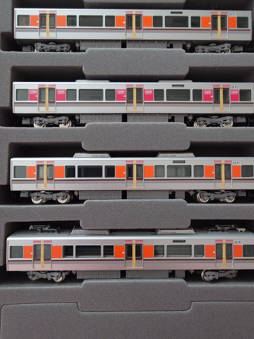 JR 323系通勤電車(大阪環状線)基本セット ＋ 増結セット