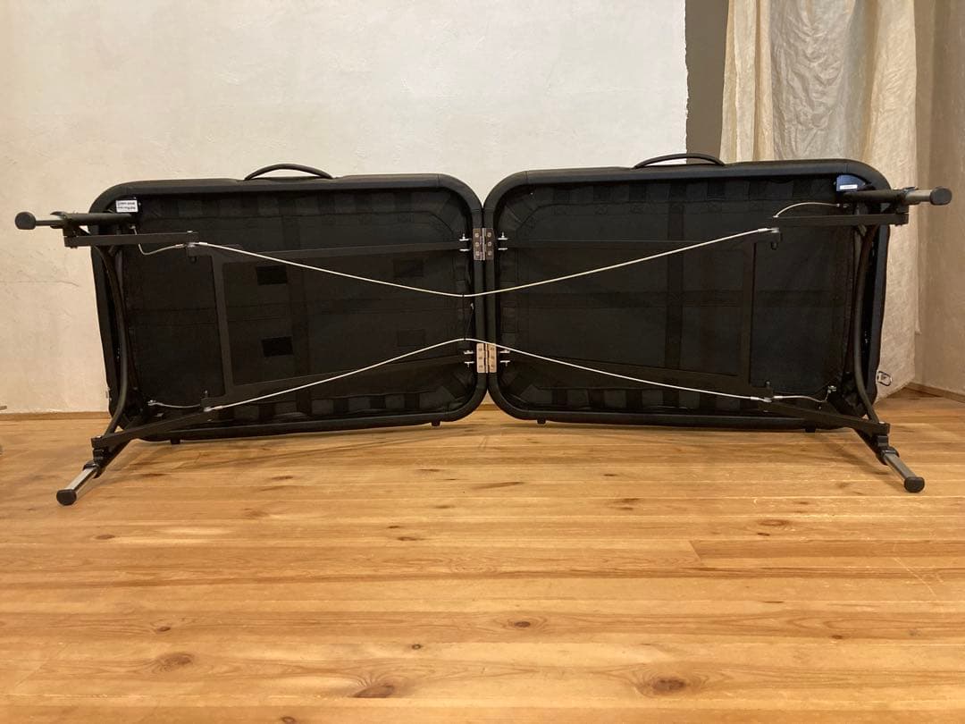 【美品】フォンタナ マッサージベッド クアトロ25 アームレスト付き