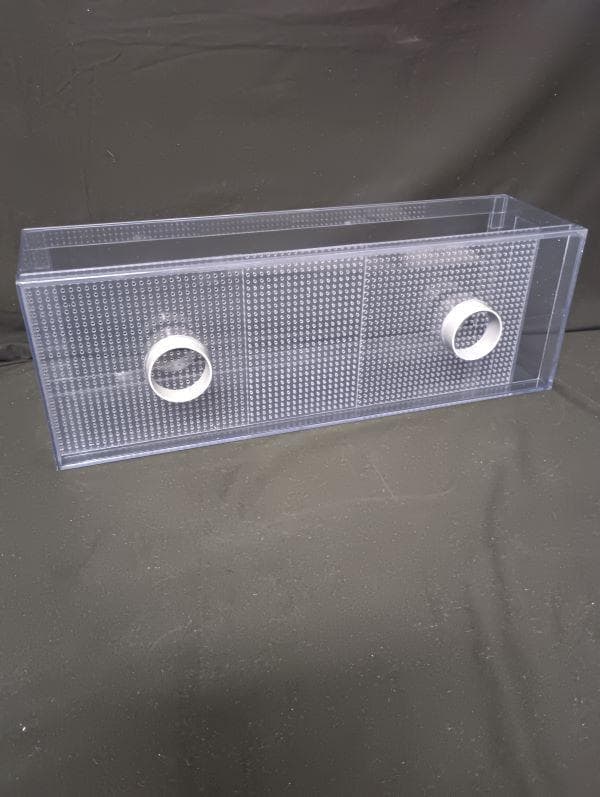 濾過槽＆水槽奥行・横幅６００用にセットできるウールボックス　オーバーフロー機能付