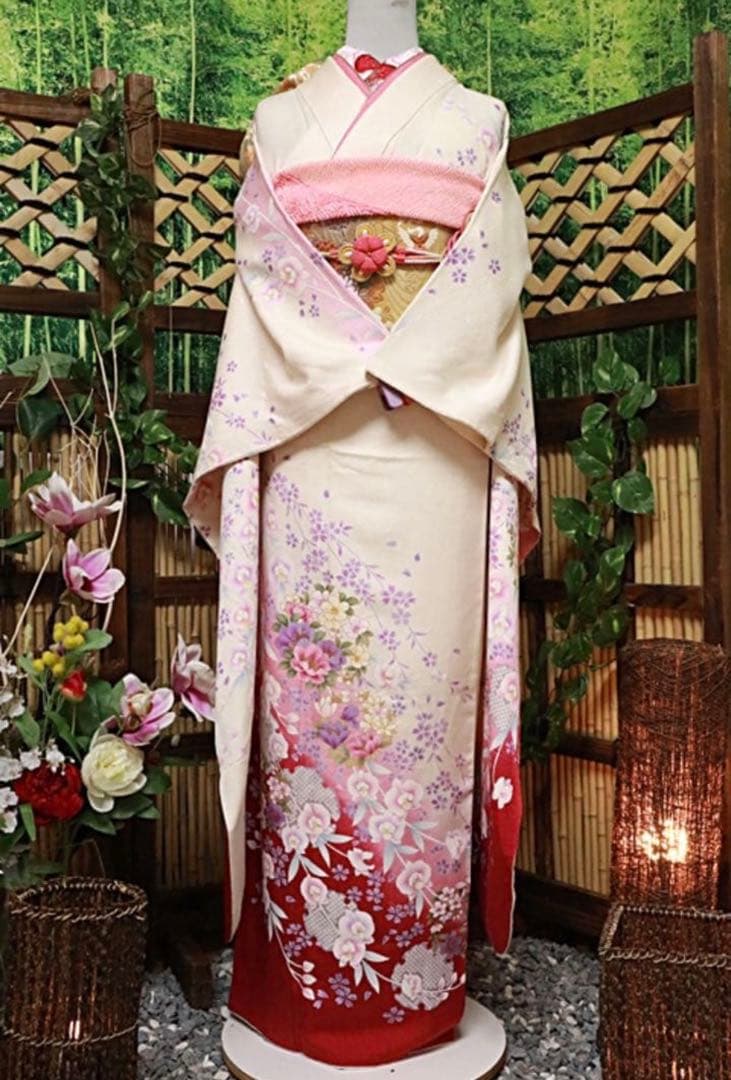 白地に蘭の花❤️可憐で清楚❤️透明感が抜群に可愛い振袖✨袋帯との2点セット