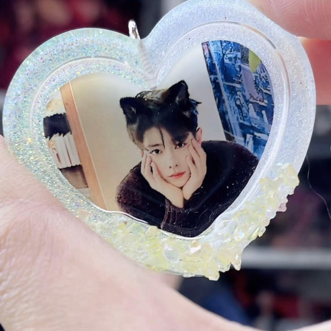 肖戦 ゴージャスなキラキラ 星&ハート　レジンキーホルダー14点セット❣️確認用